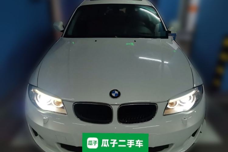 Used BMW 1 Series 2011 120i two-door coupe Front
