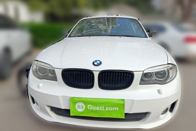 Used BMW 1 Series 2011 120i two-door coupe Front