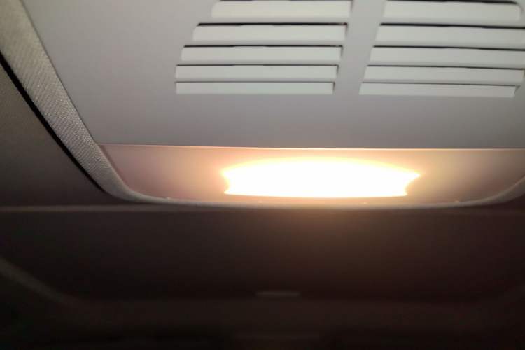 Used BMW 1 Series 2011 120i two-door coupe Headliner