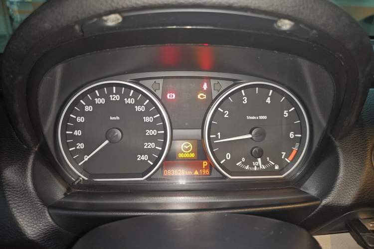 Used BMW 1 Series 2011 120i Convertible Coupe Instrument Cluster