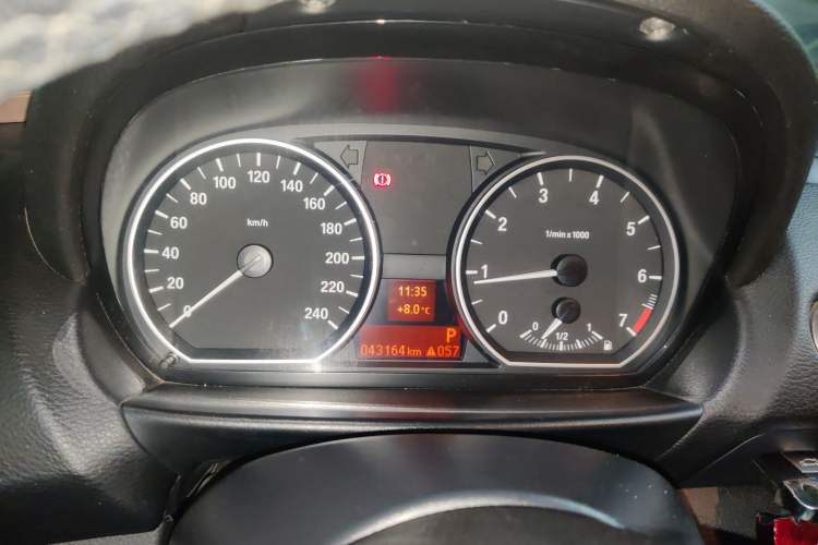 Used BMW 1 Series 2011 120i Convertible Coupe Instrument Cluster