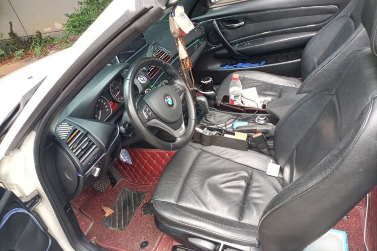 Used BMW 1 Series 2011 120i Convertible Coupe Left Front Seat