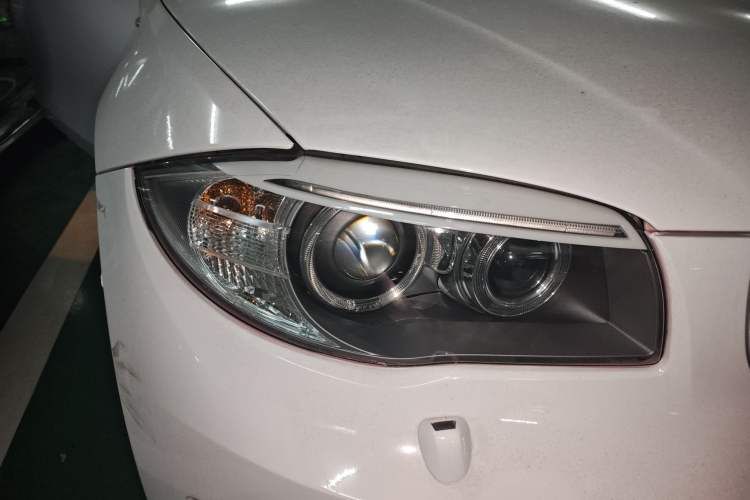 Used BMW 1 Series 2011 120i Convertible Coupe Right Front Headlight