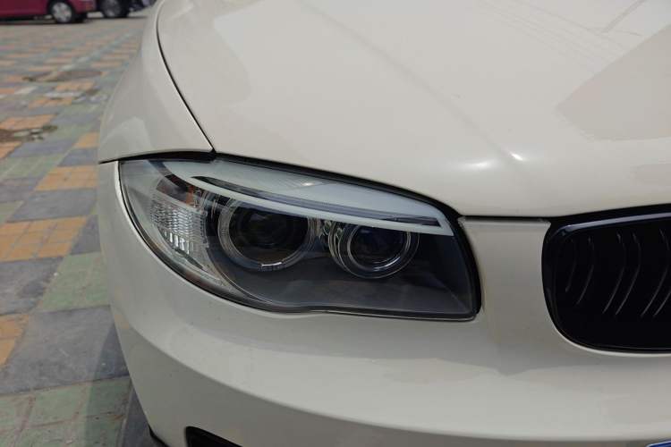 Used BMW 1 Series 2011 120i Convertible Coupe Right Front Headlight