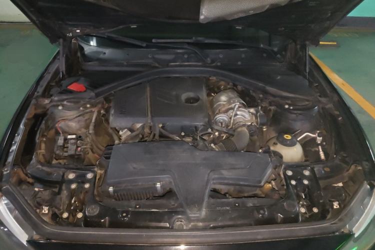 Used BMW 1 Series 2012 116i Urban Edition Engine Bay