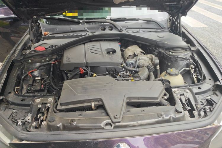 Used BMW 1 Series 2012 116i Leading Model Engine Bay
