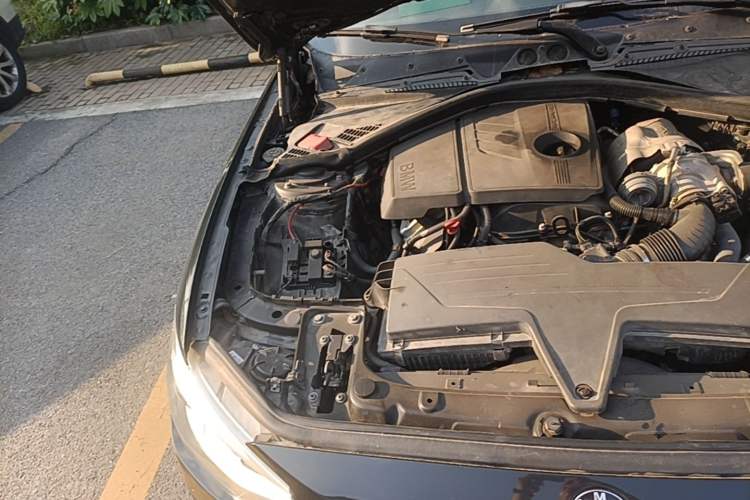 Used BMW 1 Series 2012 116i Leading Model Engine Bay Right
