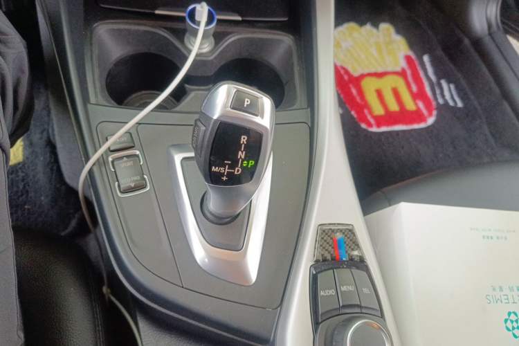 Used BMW 1 Series 2012 118i Leading Model Gear Lever