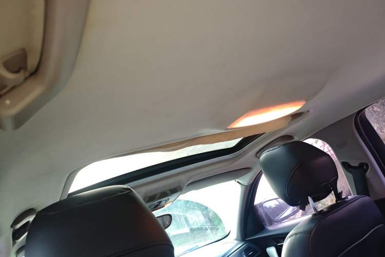 Used BMW 1 Series 2012 116i Leading Model Headliner
