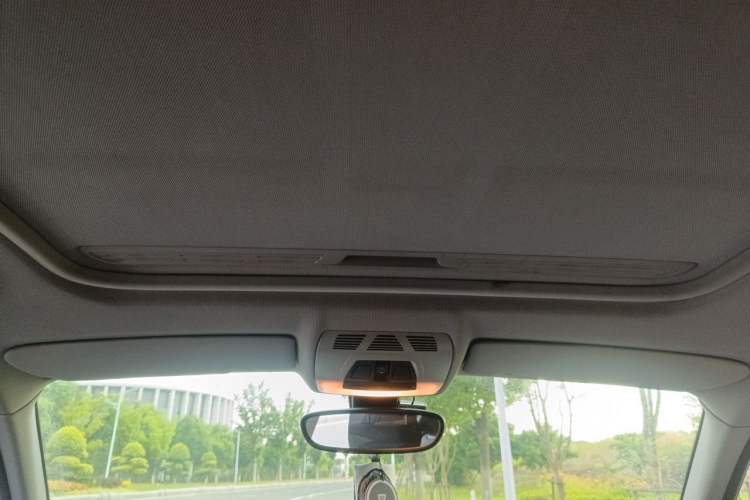 Used BMW 1 Series 2012 118i Leading Model Headliner