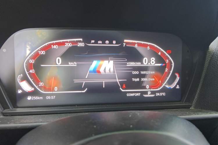Used BMW 1 Series 2012 116i Urban Edition Odometer Close Up