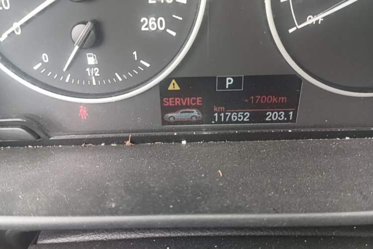 Used BMW 1 Series 2012 116i Urban Edition Odometer Close Up