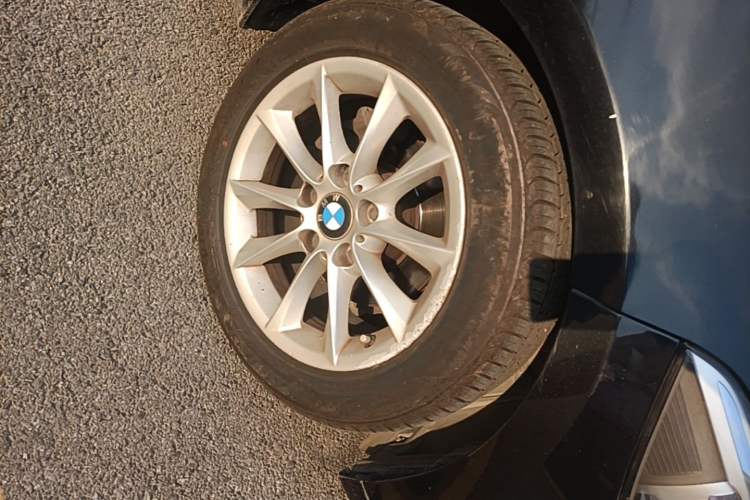 Used BMW 1 Series 2012 116i Leading Model Right Front Wheel Hub