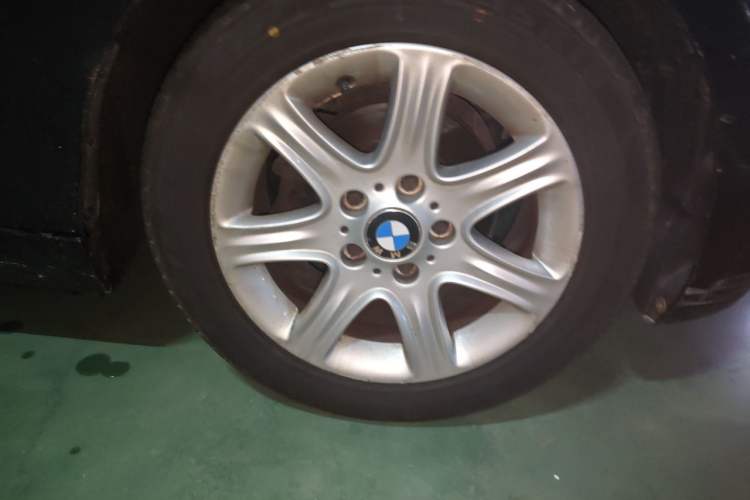Used BMW 1 Series 2012 116i Urban Edition Right Front Wheel Hub