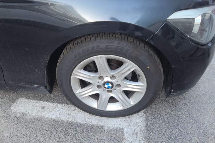Used BMW 1 Series 2012 116i Leading Model Right Front Wheel Hub