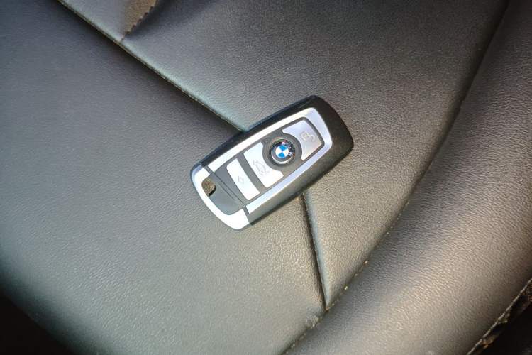 Used BMW 1 Series 2012 116i Leading Model Vehicle Key