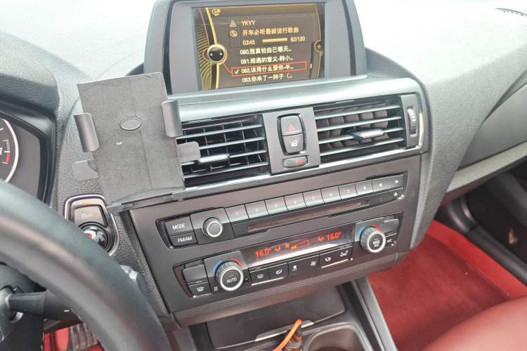 Used BMW 1 Series 2012 118i Leading Model Audio And AC Panel