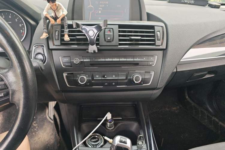Used BMW 1 Series 2012 116i Urban Edition Audio And AC Panel