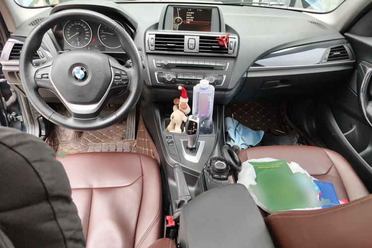 Used BMW 1 Series 2012 116i Urban Edition Center Console