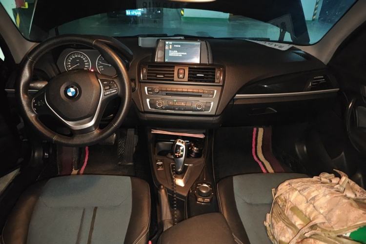 Used BMW 1 Series 2012 116i Urban Edition Center Console