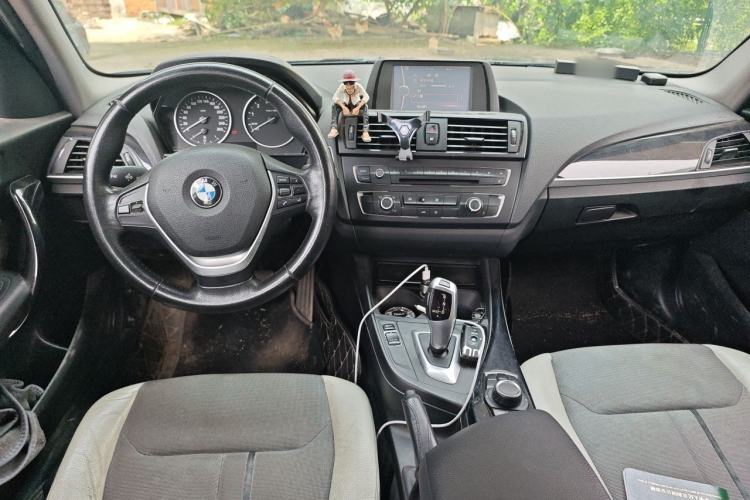 Used BMW 1 Series 2012 116i Urban Edition Center Console