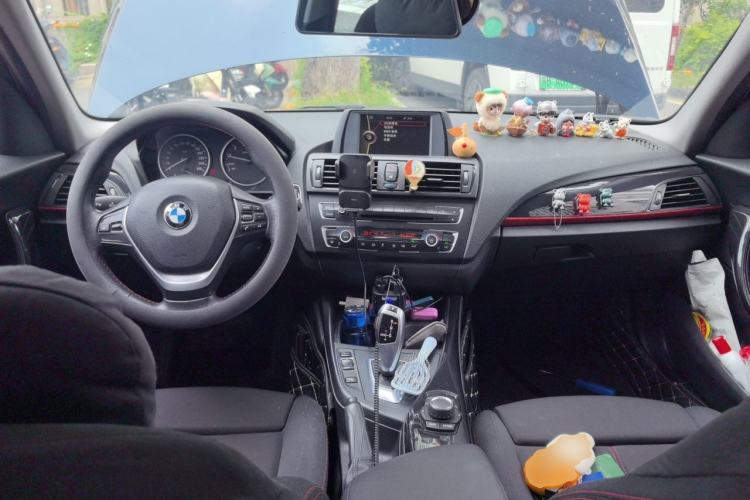 Used BMW 1 Series 2012 118i Sport Edition Center Console