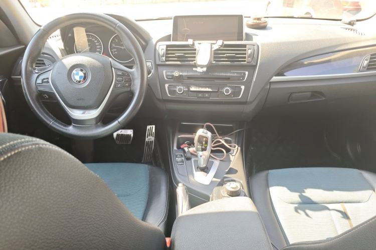 Used BMW 1 Series 2012 116i Urban Edition Center Console