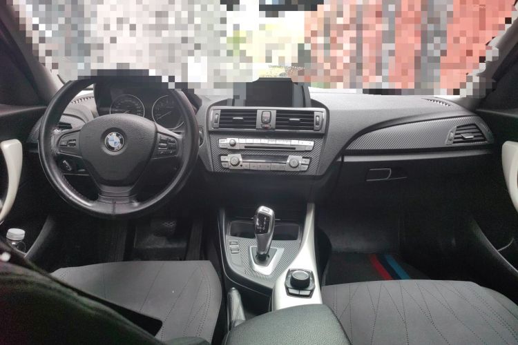 Used BMW 1 Series 2012 118i Leading Model Center Console