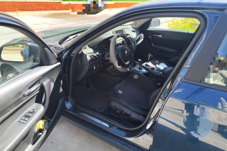 Used BMW 1 Series 2012 118i Sport Edition Driver Seat