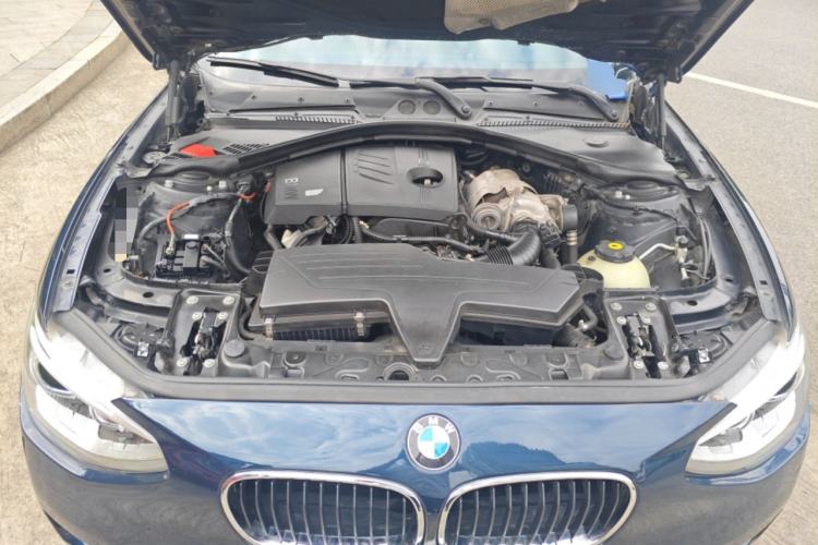 Used BMW 1 Series 2012 118i Leading Model Engine Bay