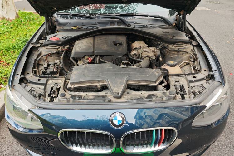 Used BMW 1 Series 2012 116i Leading Model Engine Bay