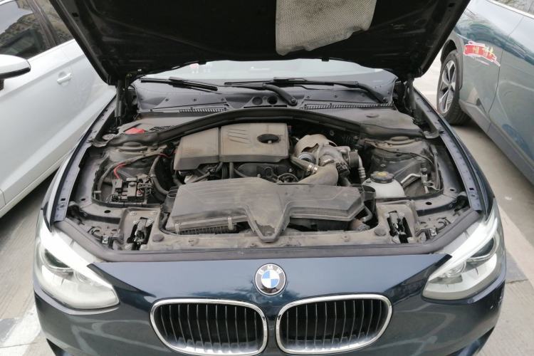 Used BMW 1 Series 2012 118i Leading Model Engine Bay