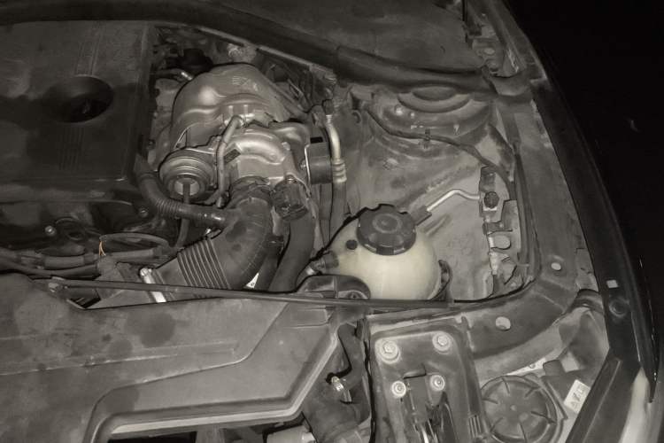 Used BMW 1 Series 2012 116i Urban Edition Engine Bay Left