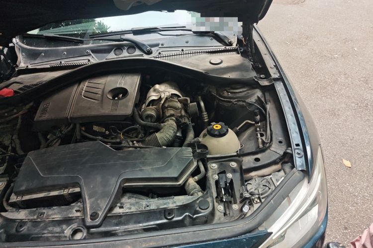 Used BMW 1 Series 2012 116i Urban Edition Engine Bay Left