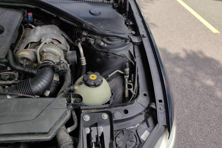 Used BMW 1 Series 2012 116i Urban Edition Engine Bay Left