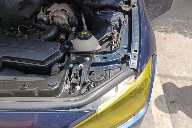 Used BMW 1 Series 2012 116i Leading Model Engine Bay Left