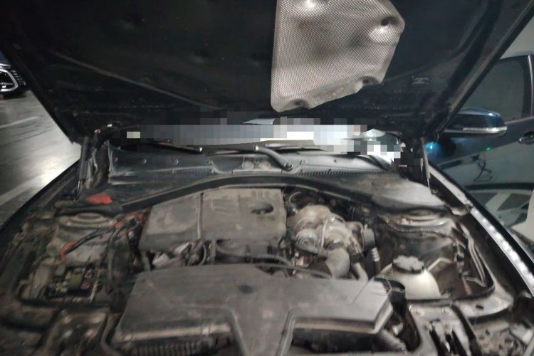 Used BMW 1 Series 2012 116i Leading Model Engine Bay