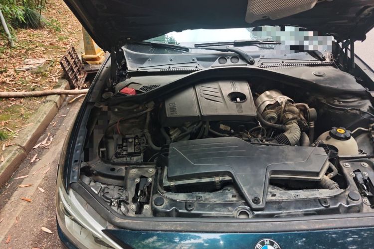 Used BMW 1 Series 2012 116i Urban Edition Engine Bay Right