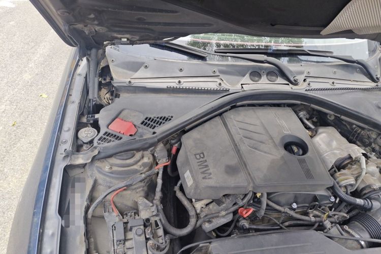 Used BMW 1 Series 2012 116i Leading Model Engine Bay Right