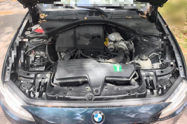 Used BMW 1 Series 2012 118i Leading Model Engine Bay