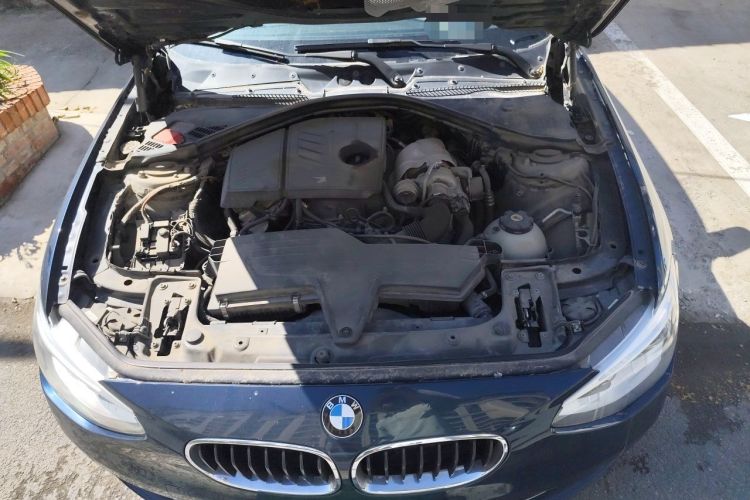 Used BMW 1 Series 2012 118i Sport Edition Engine Bay