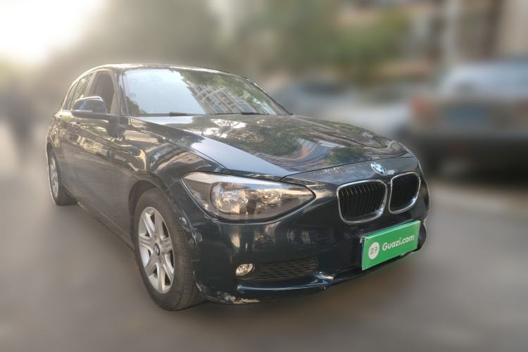 Used BMW 1 Series 2012 116i Leading Model Front Right 45 Deg