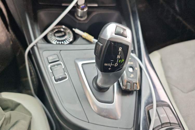 Used BMW 1 Series 2012 116i Urban Edition Gear Lever