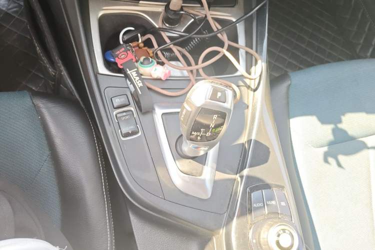 Used BMW 1 Series 2012 116i Urban Edition Gear Lever
