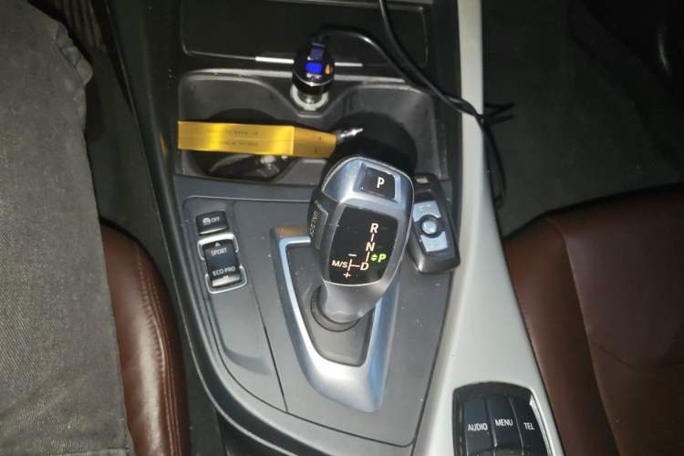 Used BMW 1 Series 2012 116i Urban Edition Gear Lever