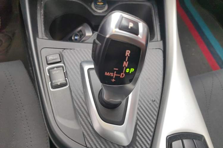 Used BMW 1 Series 2012 118i Leading Model Gear Lever