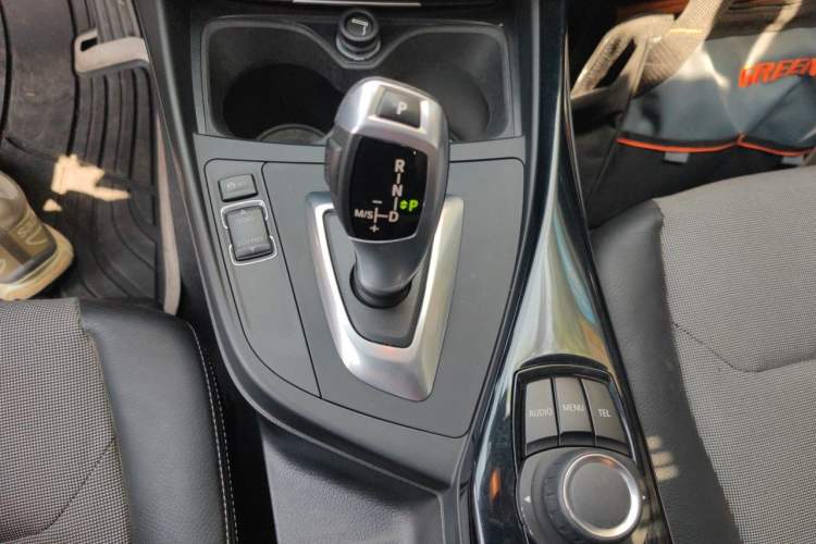 Used BMW 1 Series 2012 116i Urban Edition Gear Lever