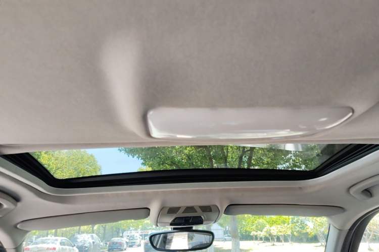 Used BMW 1 Series 2012 116i Leading Model Headliner
