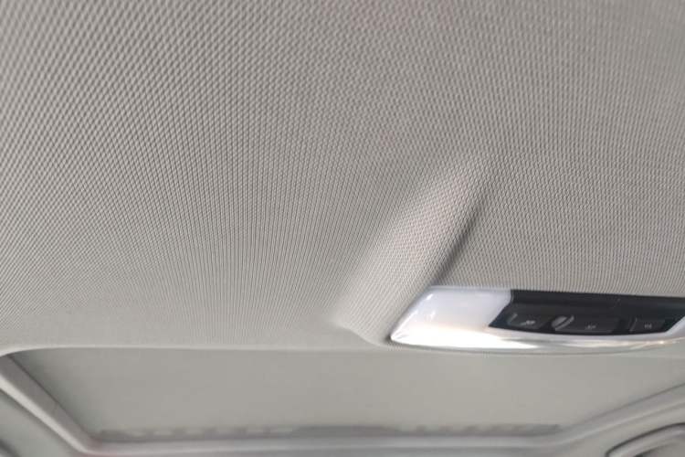 Used BMW 1 Series 2012 116i Leading Model Headliner