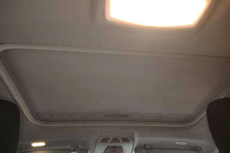 Used BMW 1 Series 2012 116i Leading Model Headliner